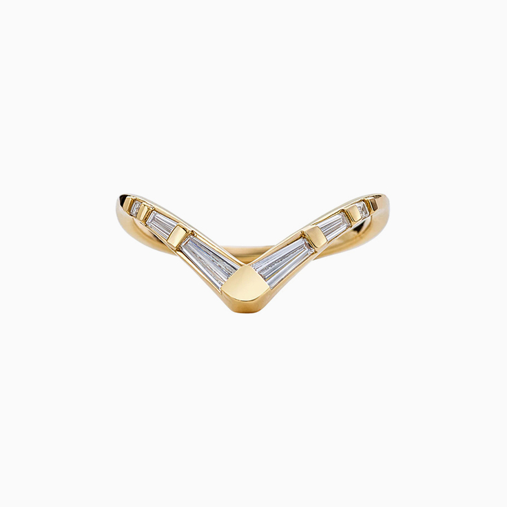 V shaped wedding ring with tapper baguette