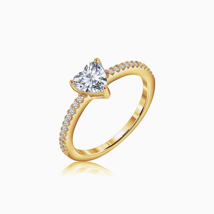 Heart diamond engagement ring