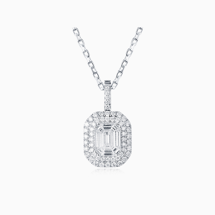 Emerald cluster Pendant