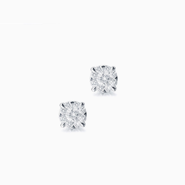 Round cluster diamond studs