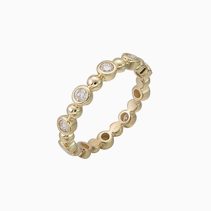 Alternate diamond bezel ring