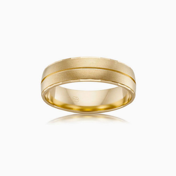 Centre Grooved Mens wedding ring B3871