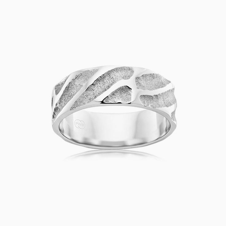 Carved Mens Ring J3618