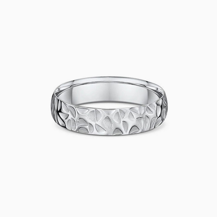 Carved Mens Band