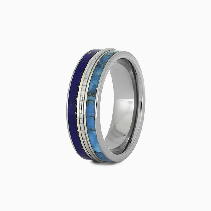 Lapiz with guitar string ring