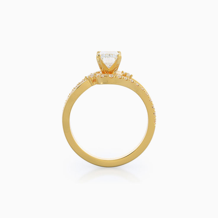 Unique emerald ring design