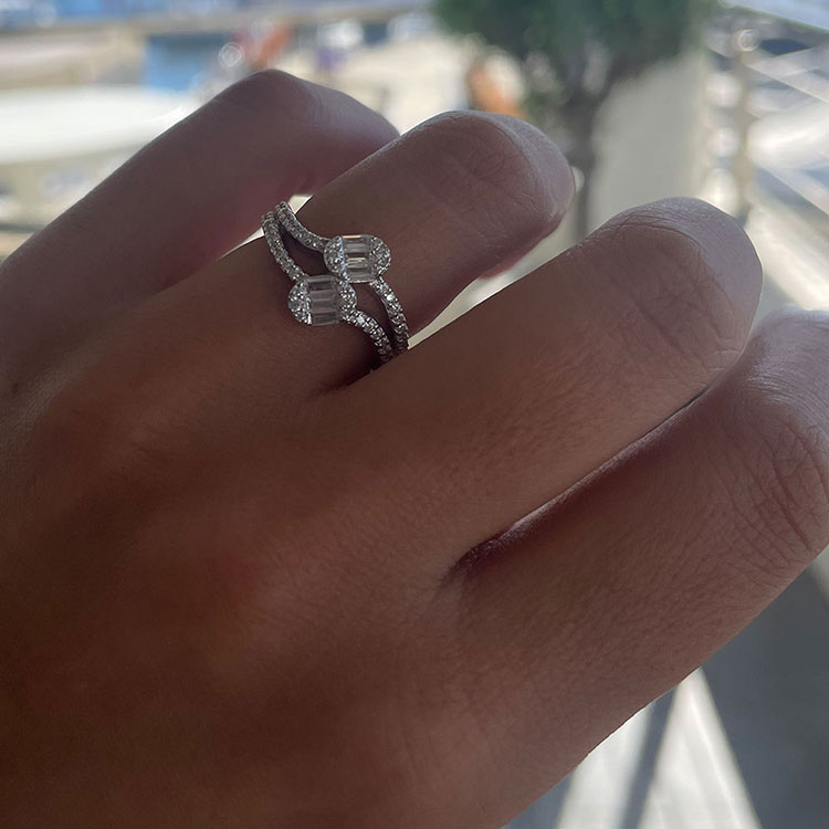 oval cluster diamond ring