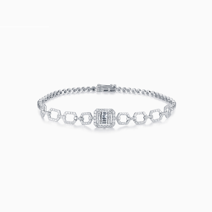 Emerald Shaped Cluster Diamond Bracelet