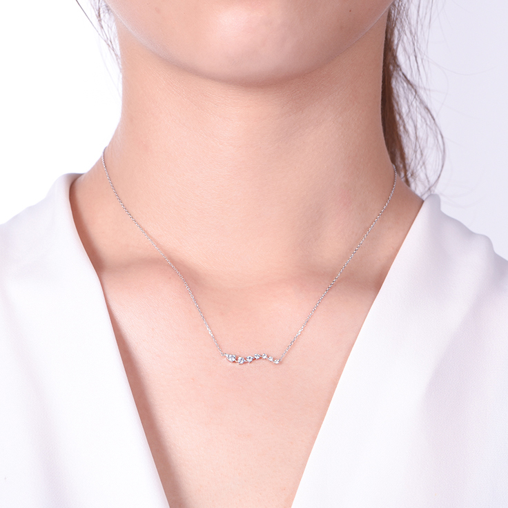 Diamond wave Necklace