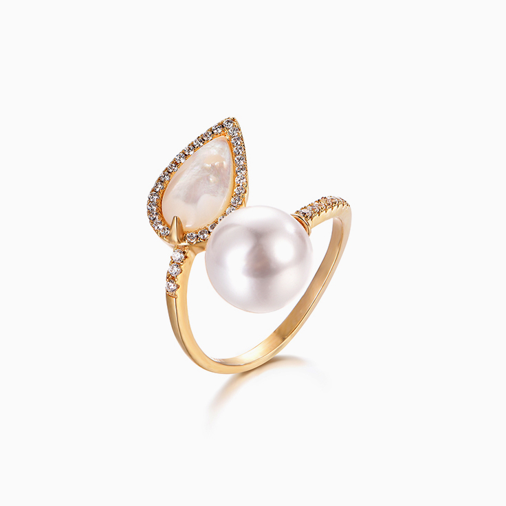 Petal Pearl ring