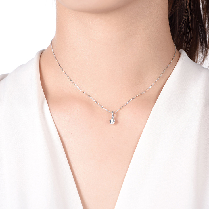 25 Points Diamond Pendant