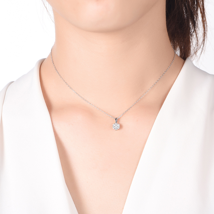 Cluster Diamond Pendant
