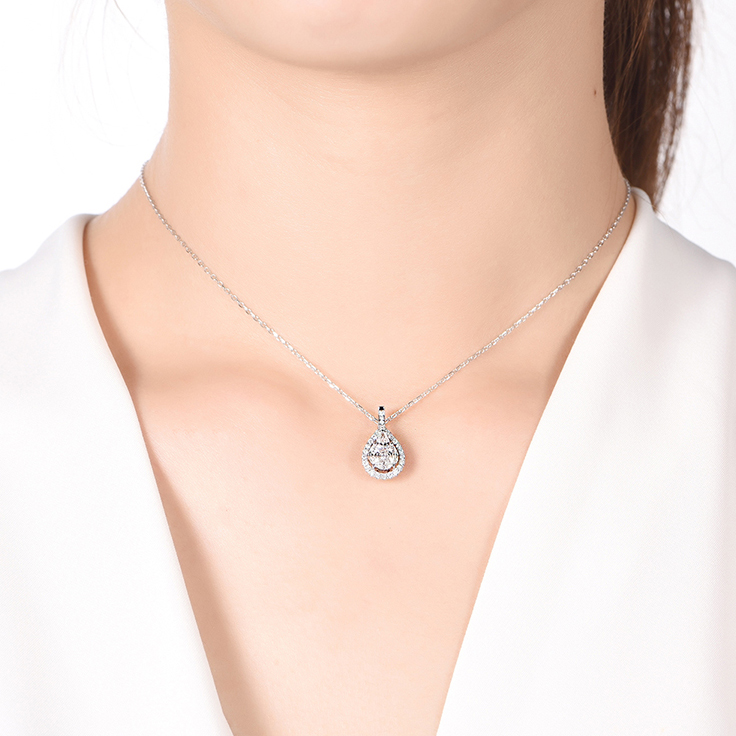 Pear Cluster Diamond Pendant