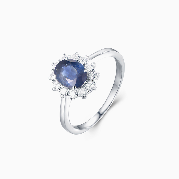 Oval Blue Saphhire Ring