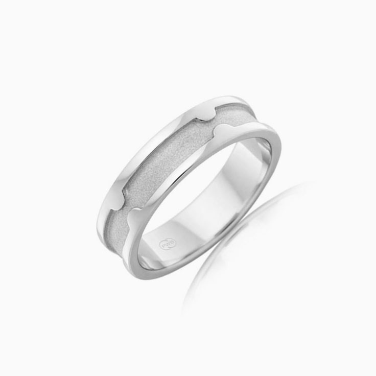 Centre Carved mens ring J3635