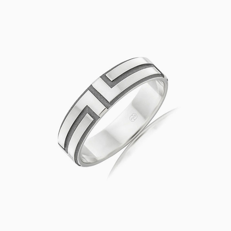 Carved mens wedding ring F2762