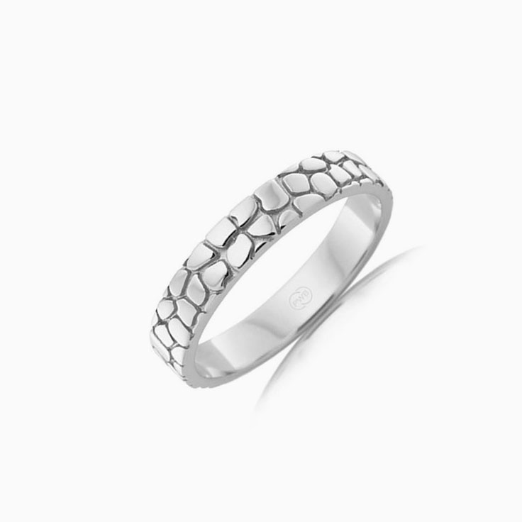 Patterned Mens ring J3616