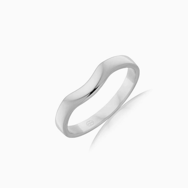 Plain curved wedding ring J3516